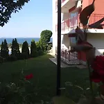 Grand Noks Apartament *