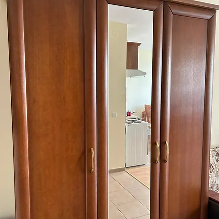 Grand Noks Apartment *