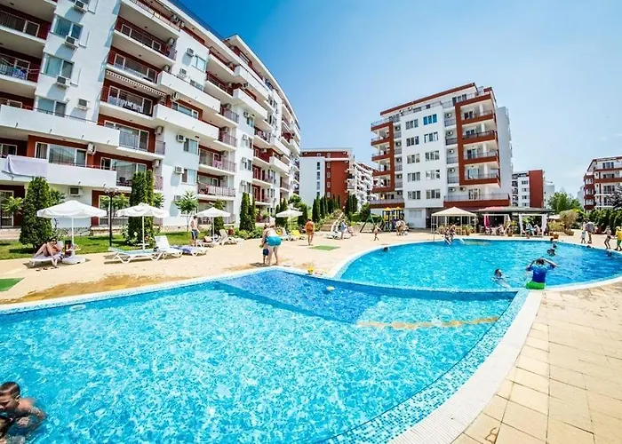 Grand Noks Apartment